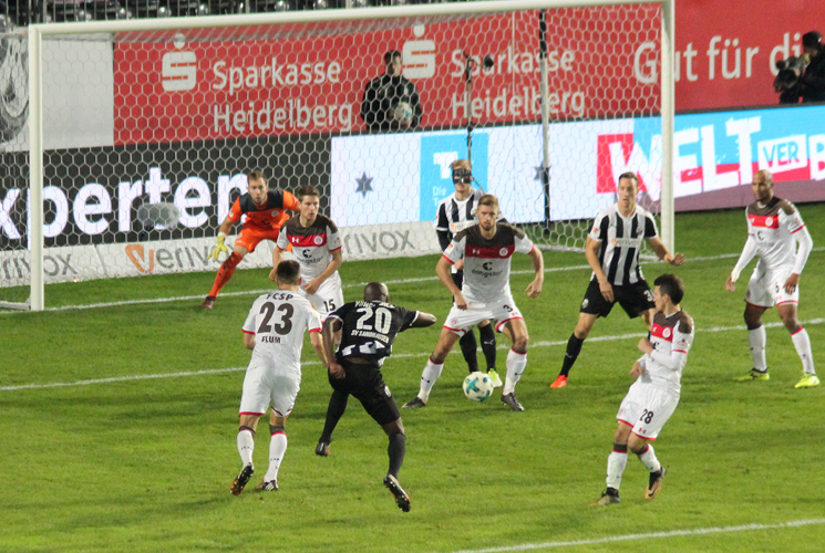 Spielszene aus dem Hinspiel