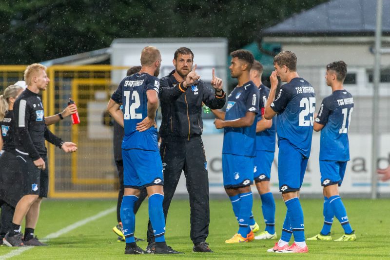 Marco Wildersinn gibt Anweisungen für seine Jungs