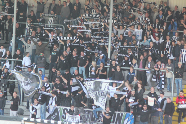 Die SVS-Fans könnne am Samstag gegen Darmstadt den endgültigen Klassenerhalt feiern