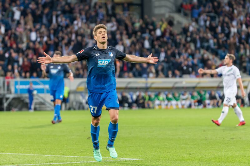 Kramaric feiert sich und seine drei Tore