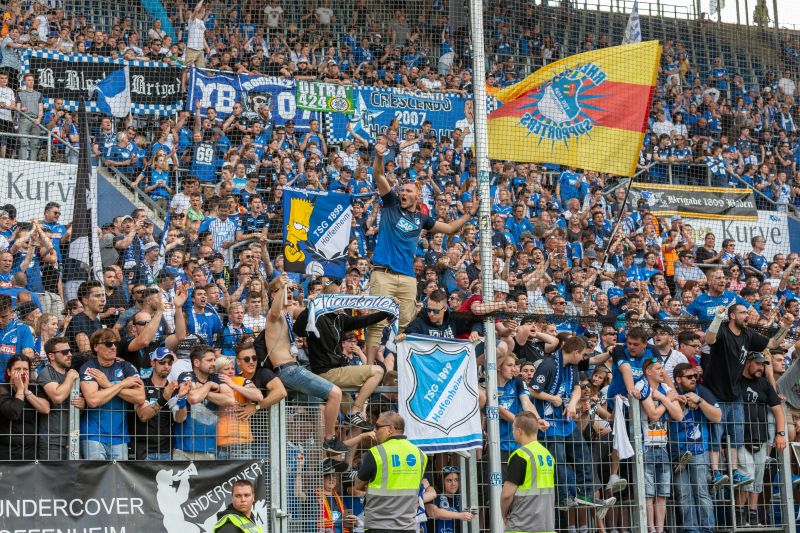 Begeisterung in der Fankurve