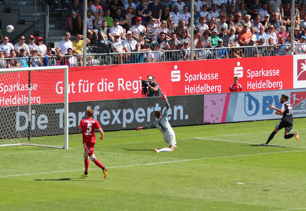 Großchance für den SVS durch Schleusener