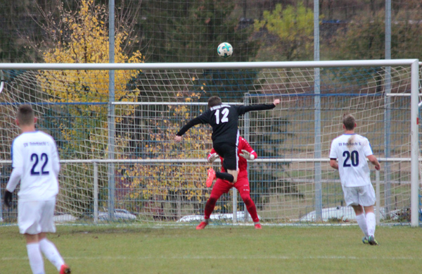 Noah Stoiber vergibt eine Großchance für den FCR