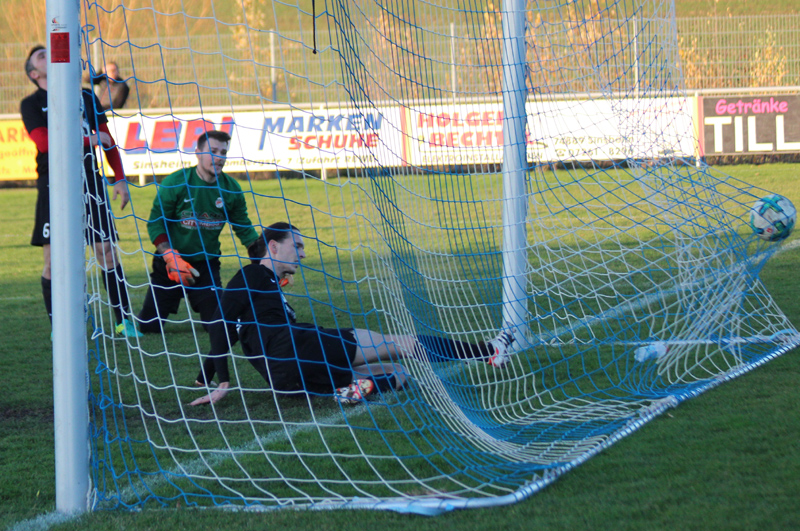 Eppinger Eigentor zum 6:1