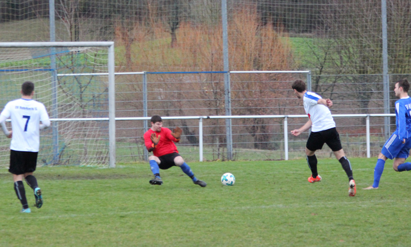Karolus vergibt frei vor dem TSV-Tor