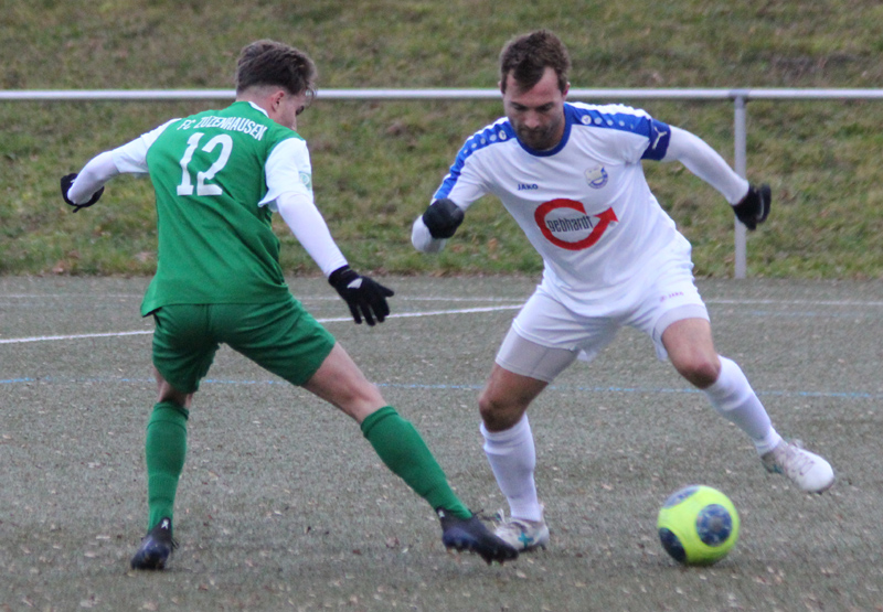 Simon Dowalil (re.) im Duell mit Robin Wagenbach