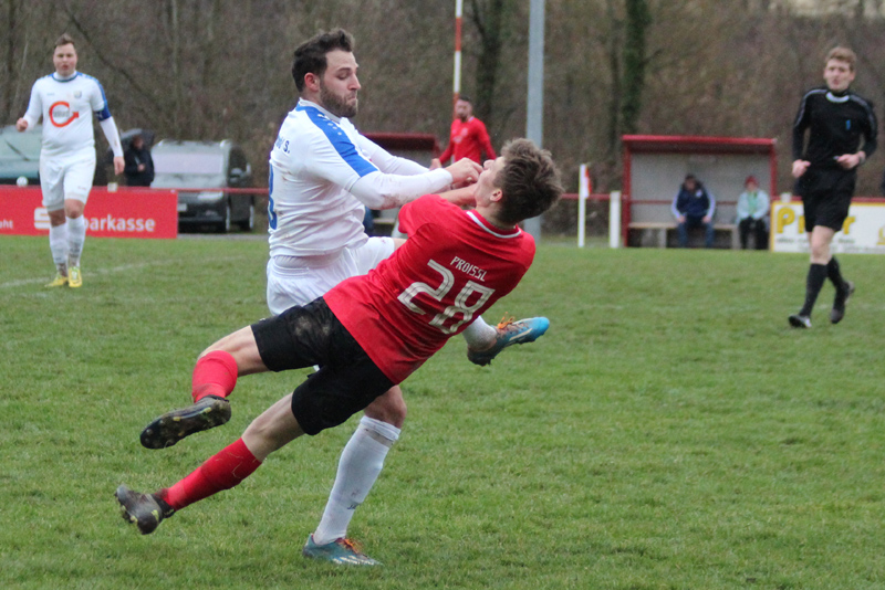 Einer von vielen intensiven Zweikämpfen