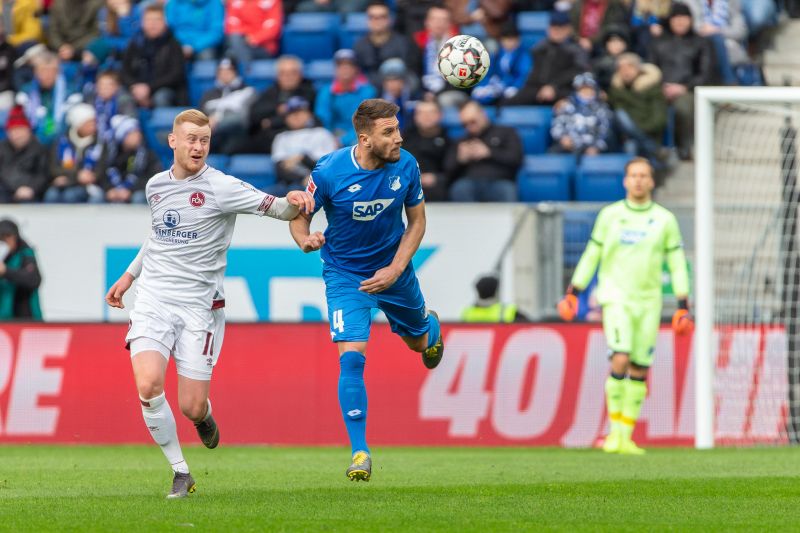 Bicakcic klärt per Kopfballabwehr. Gegen Nürnberg verhinderte er in der Nachspielzeit den möglichen Ausgleichstreffer.