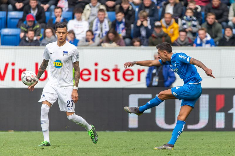 Kerem Demirbay versucht es mit einem Distanzschuss. Am Ende waren es 30:5 Torschüsse zu Gunsten der Kraichgauer.