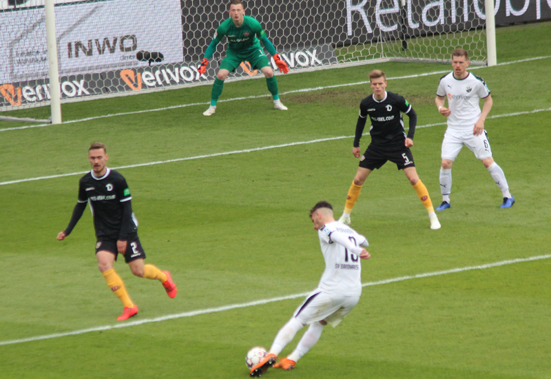 Paqarada mit Distanzschuss