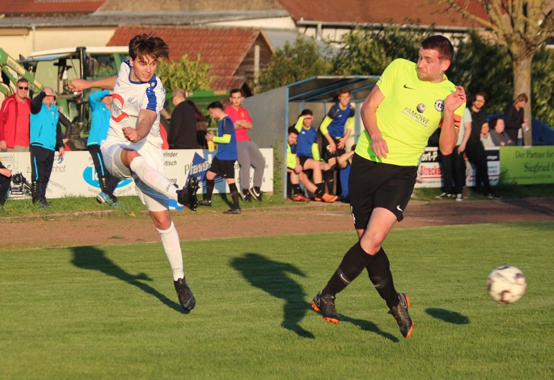 Flaig hatte bei einem Lattentreffer Pech