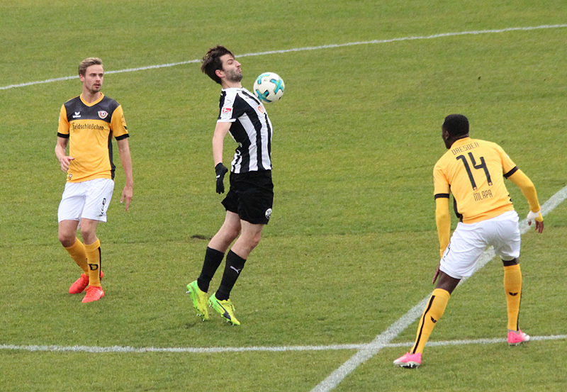 Markus Karl mit perfekter Ballannahme