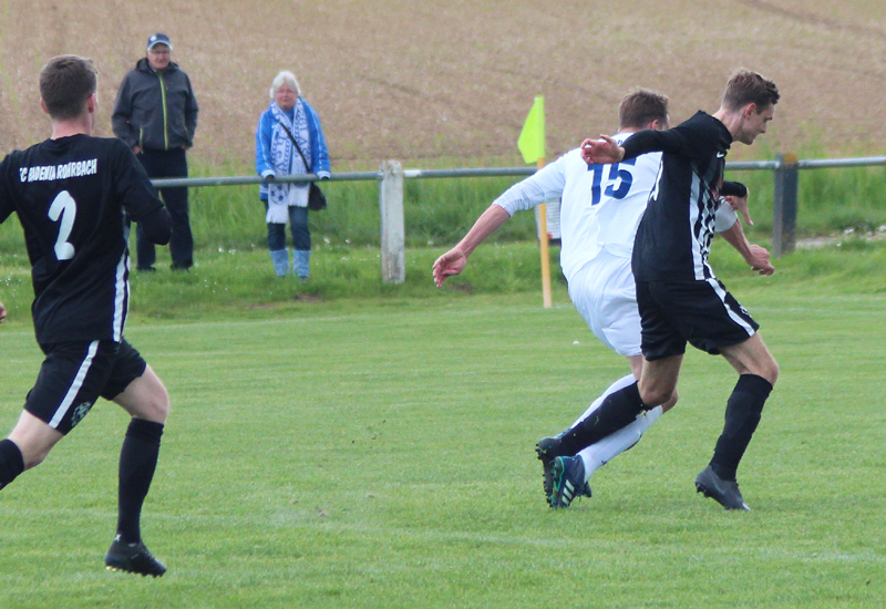 Klares Foulspiel, das die 4:3-Führung für den SVR zur Folge hat