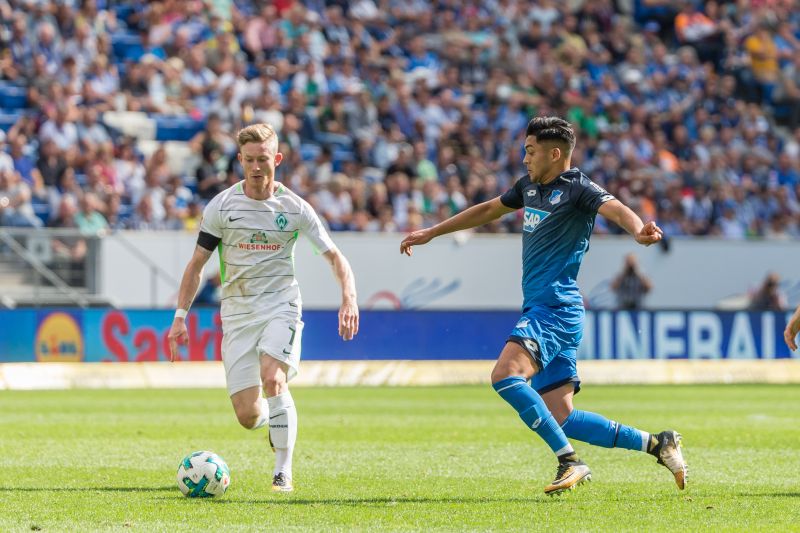 Amiri (re.) im Zweikampf