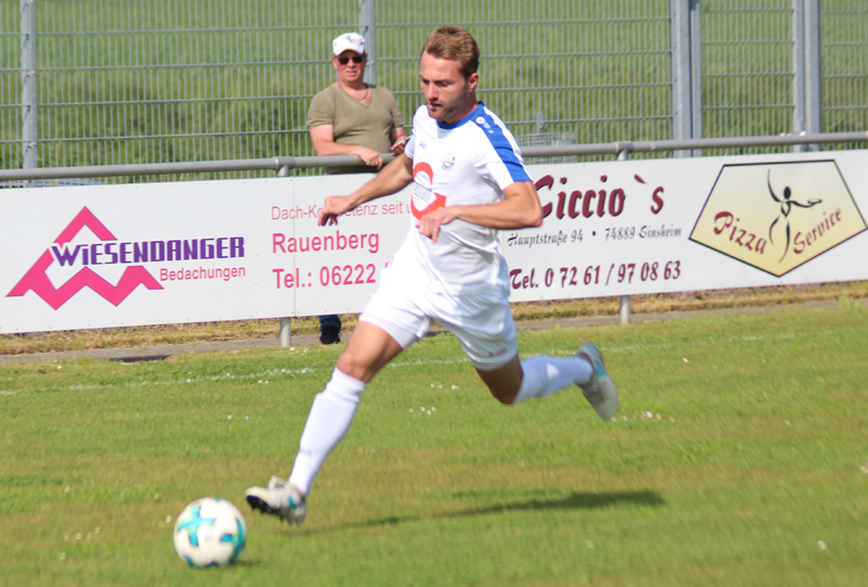 Simon Dowalil (li.) sah im verpassten Aufstieg auch etwas Positives