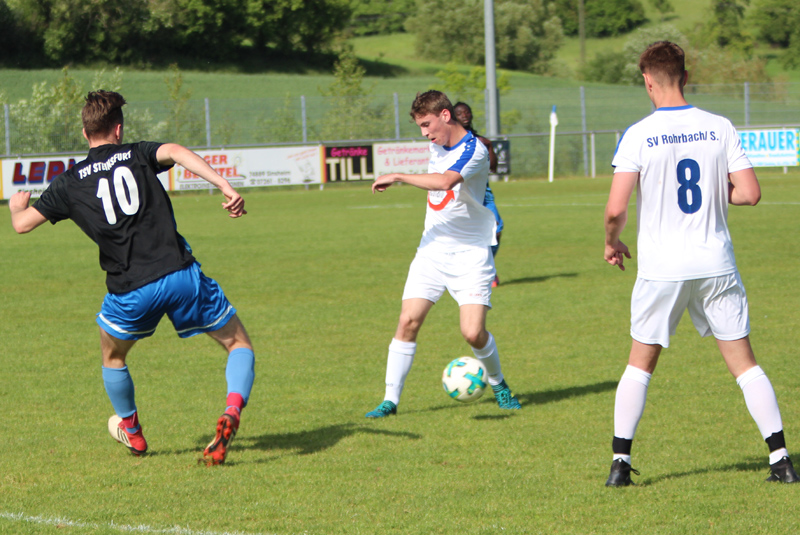 Tim Hockenberger (Mitte) in Aktion