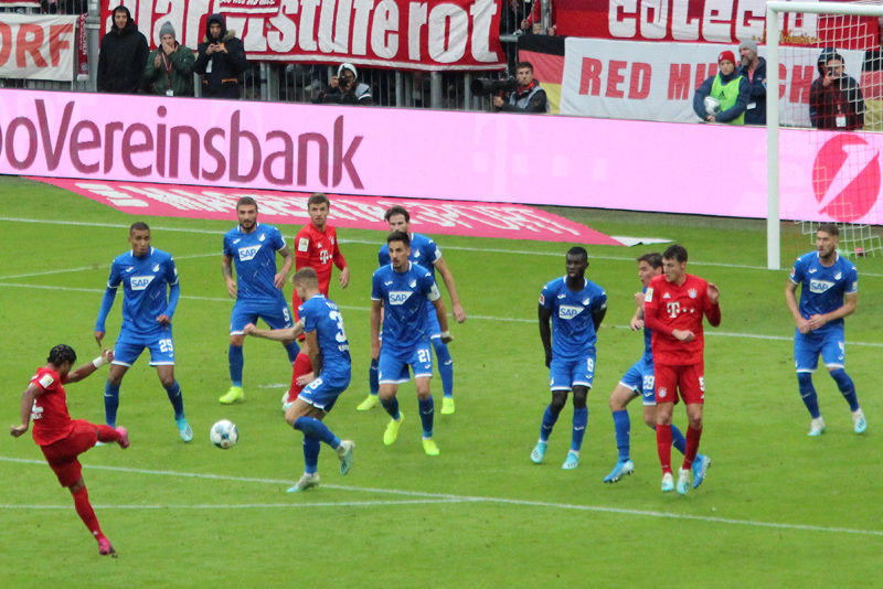 Gnabry verfehlt knapp das TSG-Gehäuse