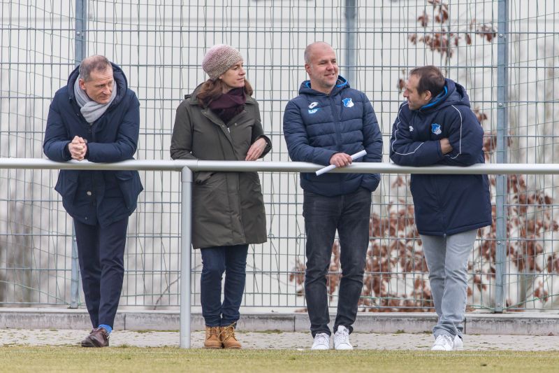 Dirk Mack am Spielfeldrand