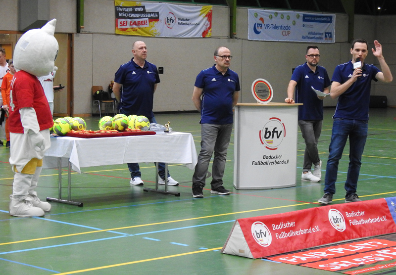 Siegerehrung durch die Verantwortlichen des BFV