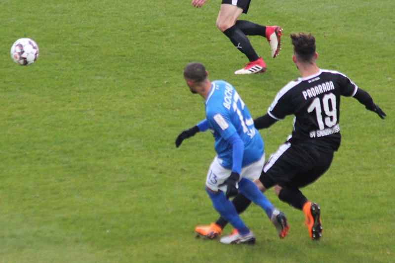 Paquarada (re.) gegen Sam