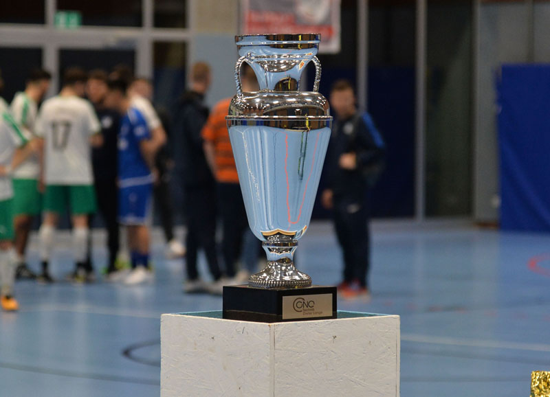 Begehrter Kreismeisterschaftspokal