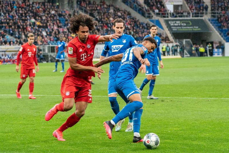 Zirkzee (li.) gegen Ribeiro