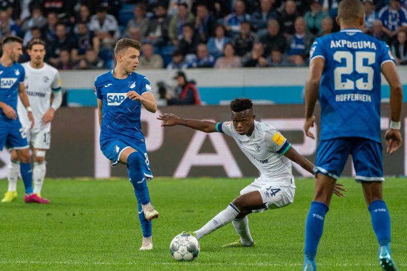 Geiger (li.) steht wieder zur Verfügung