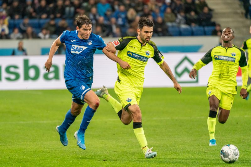 Robert Skov (li.) brachte die TSG im Hinspiel mit einem herrlichen Freistosstor nach zwei Minuten in Führung