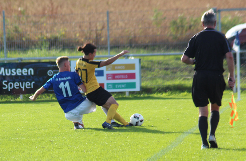 Romig klärt in der Defensive