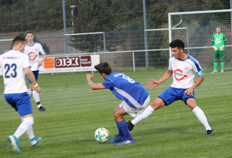 Matteo Francesca stoppt Robert Köpf