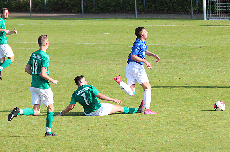 Rupp wird unsaft zu Fall gebracht