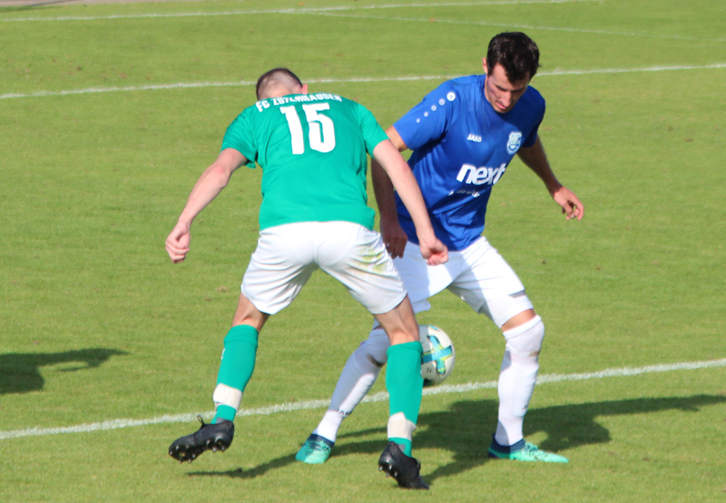 Brecht (re.) gegen Bender