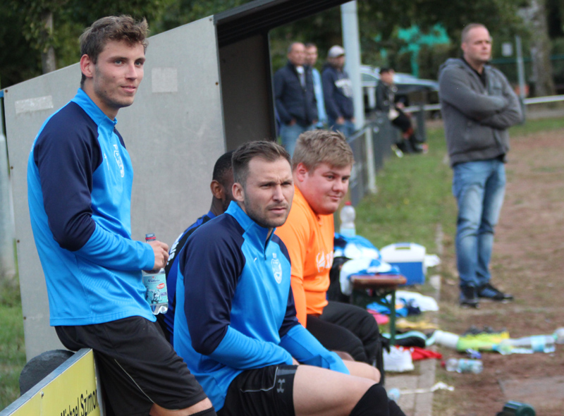 Gute Laune auf der Rohrbacher Bank