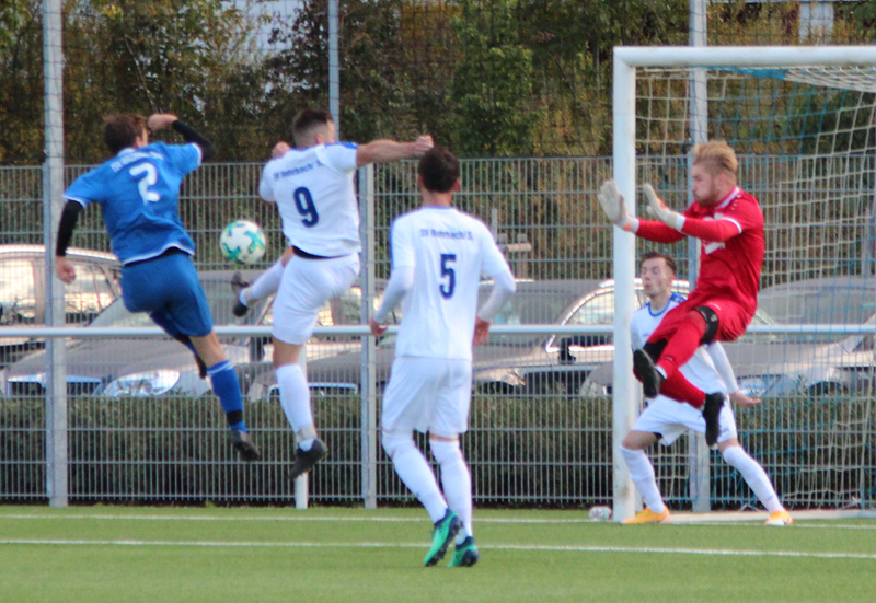SV-Keeper Nico Romig klärt reaktionsschnell
