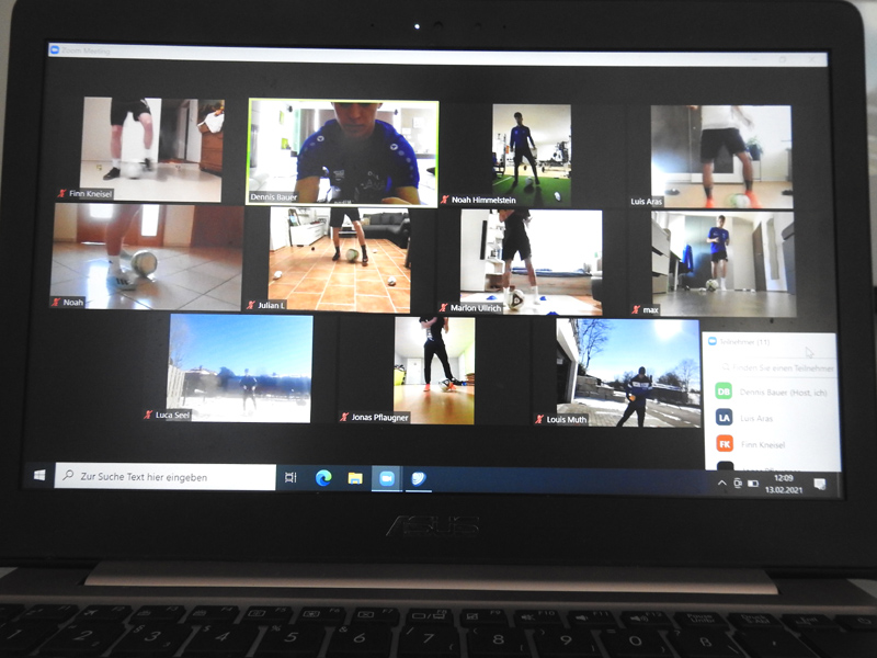 Der Kontakt miteinander ist auf eine gemeinsame Videokonferenz beschränkt