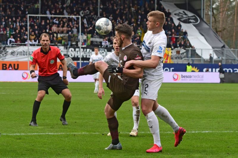 Hoher Einsatz, leidenschaftlicher Kampf und viele packende Duelle sind im Kellerduell am Millerntor zu erwarten