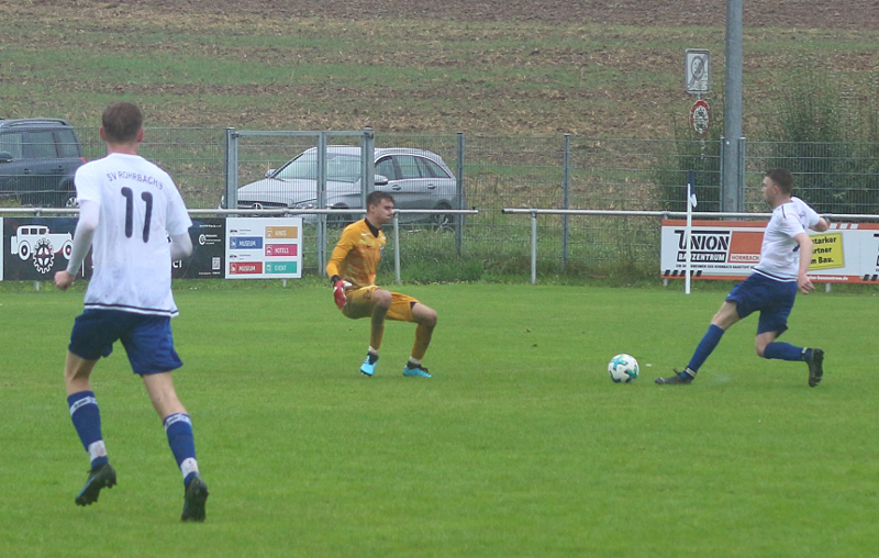 Vogt (re.) scheitert am Torhüter