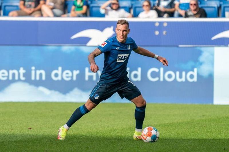 David Raum feierte bei seinem zweiten A-Länderspieleinsatz die WM-Qualifikation für Katar 2022