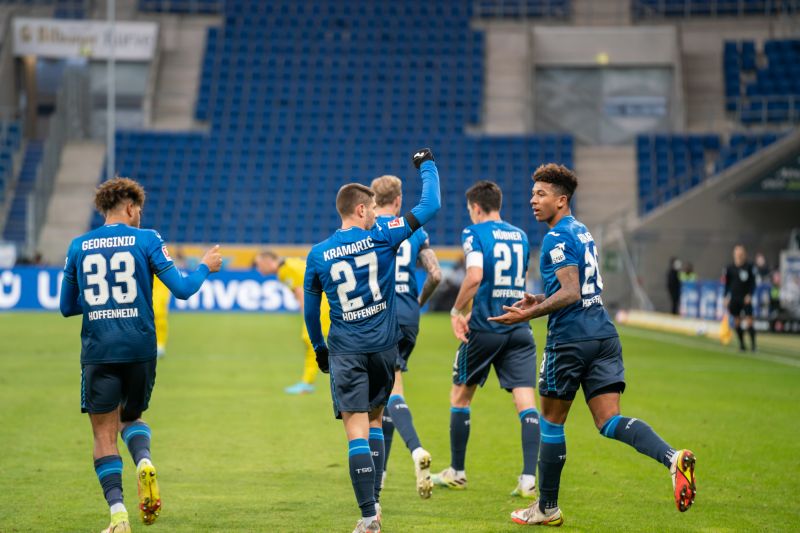 Zusammenhalt und Blick nach vorn