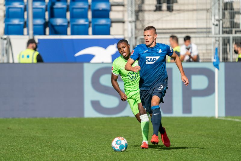 Hoffenheims Kaderabek (re.) kehrt gegen Bielefeld nach überstandener Verletzung wieder in den Kader zurück