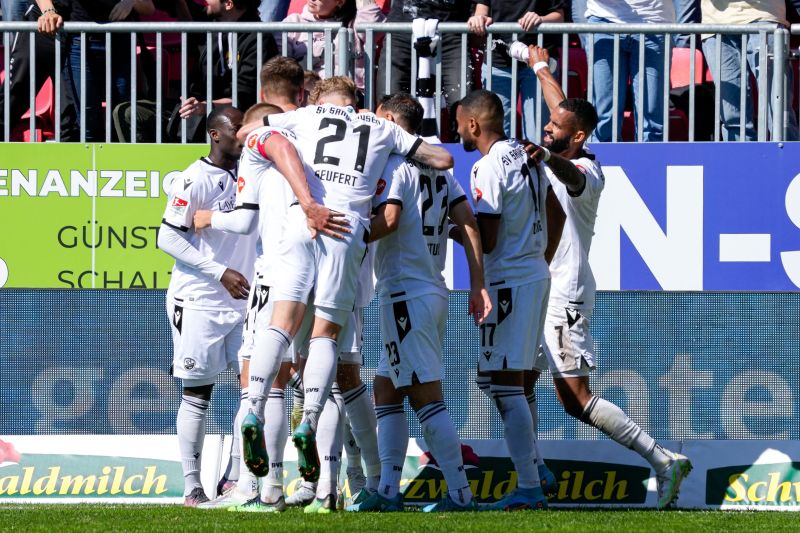 Können die Sandhäuser auch gegen die Königsblauen am Ende feiern?