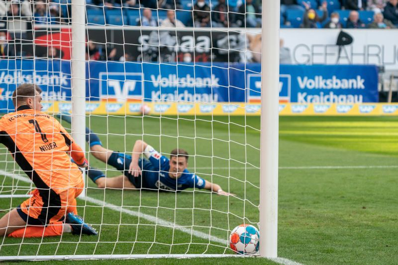 Für Christoph Baumgartner soll es im Saisonendspurt nicht zu einer Bauchlandung für sein Team kommen. Der Hoffenheimer Mittelfeldspieler möchte unbedingt in der neuen Saison mit der TSG international vertreten sein.