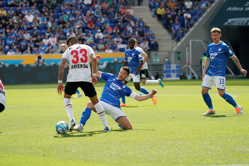 Kramaric (Mitte) machte kein gutes Spiel, vergab beim Stand von 2:3 eine hundertprozentige Torchance