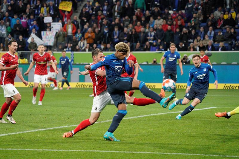 Rutter verpasst in der Nachspielzeit den möglichen 4:4-Ausgleich