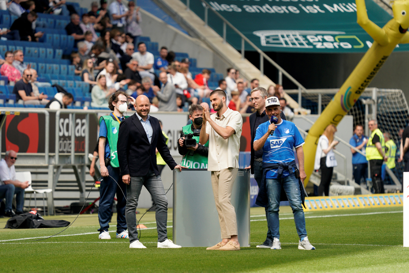 Verabschiedung von Grillitsch vor dem Spiel