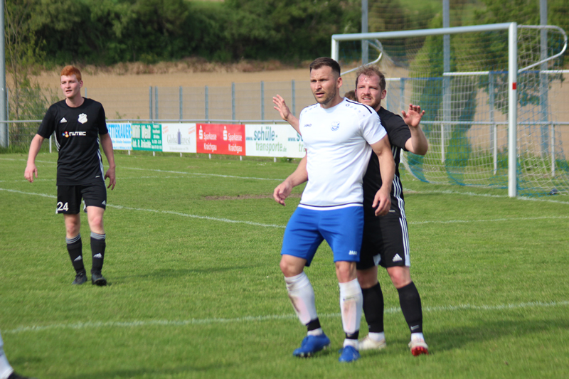 Roth in Erwartung eines Einwurfs