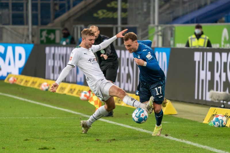 Raum (re.) gegen Kramer