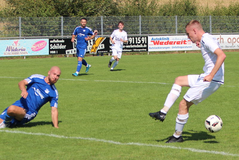 Romig vergibt eine Großchance für den SVR