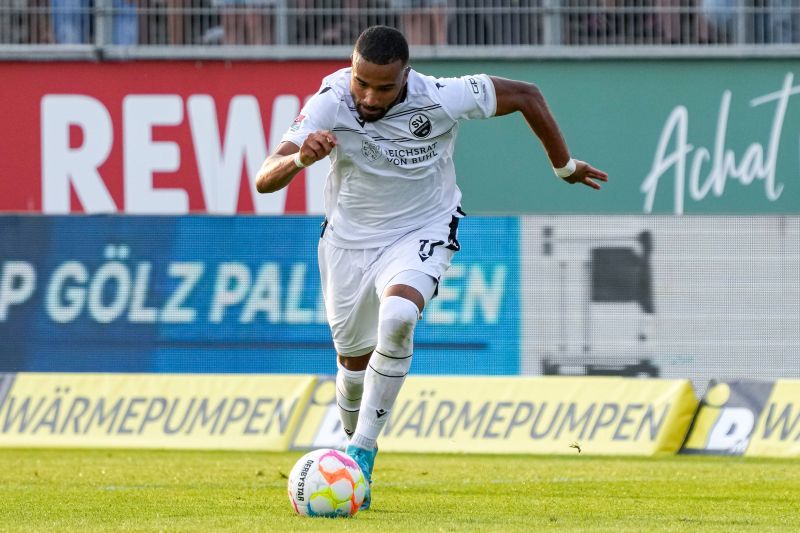 Energischer Antritt bei Sandhausens Mittelfeldspieler Erik Zenga