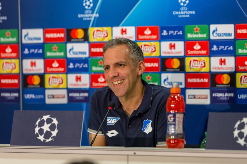 Kliem bei einer Champions League-Pressekonferenz